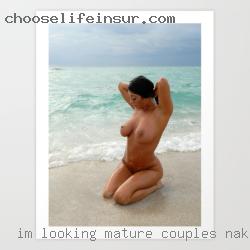 I'm looking for a relationship mature couples naked.